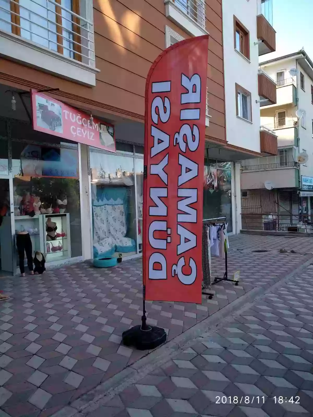 corap-camasir-olta-bayragi